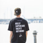 Rolex Supercars Yachts Hot moms t-shirt i svart